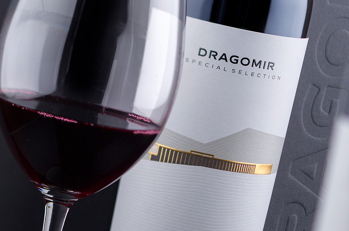 Dragomir Estate Winery - designed by theLabelmaker