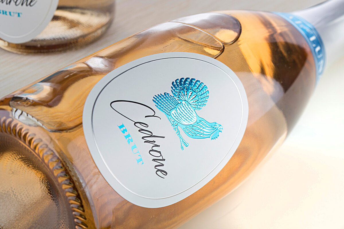 Cedrone Sparkling wine by Cantina Val di Luna