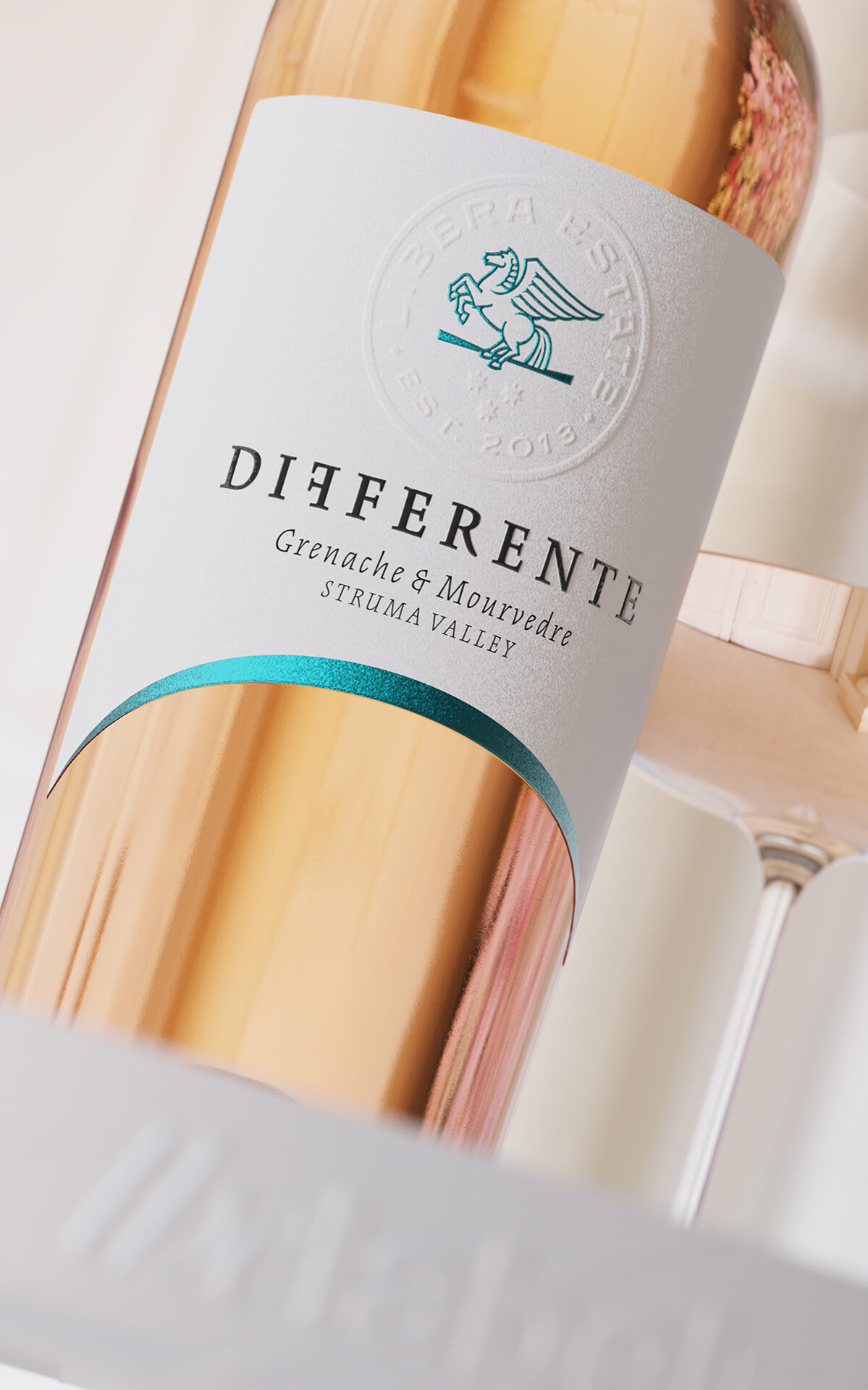 Differente Wine