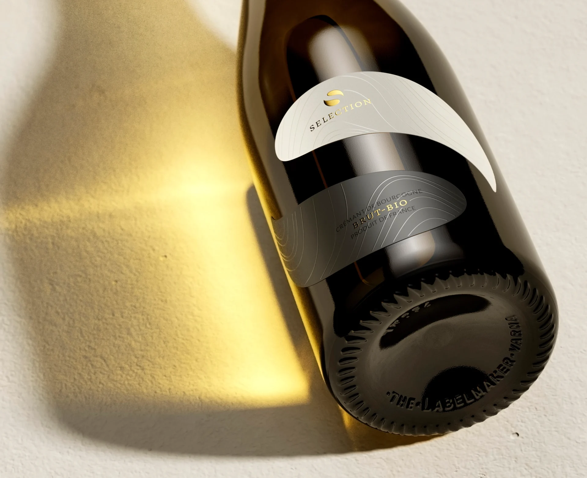 Staro Oryahovo Selection Brut Bio Crémant label — gold foil lettering on premium sparkling wine packaging